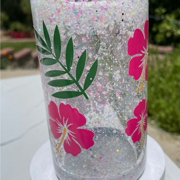 Hibiscus Flowers snow globe tumbler 16oz - Picture 4 of 5
